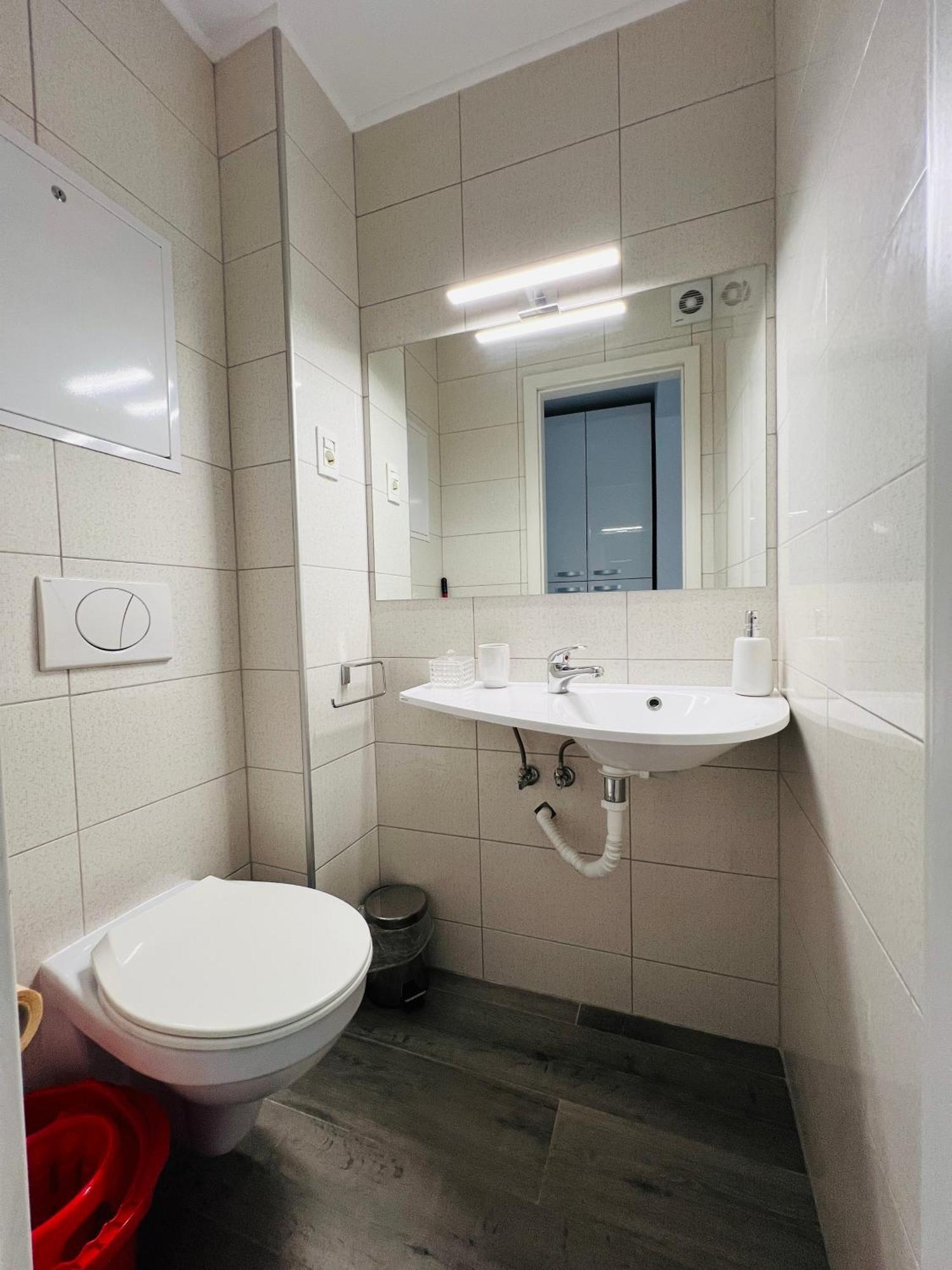 The White Pearl Apartment Oradea Bagian luar foto